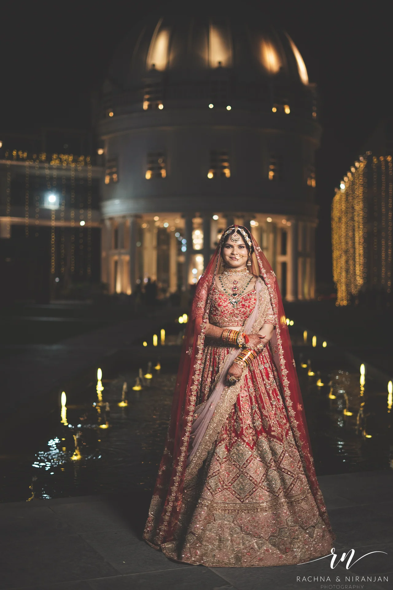 Pratiksha posing for her bridal photoshoot under natural light – classic and elegant Bihari bride moment in Pune