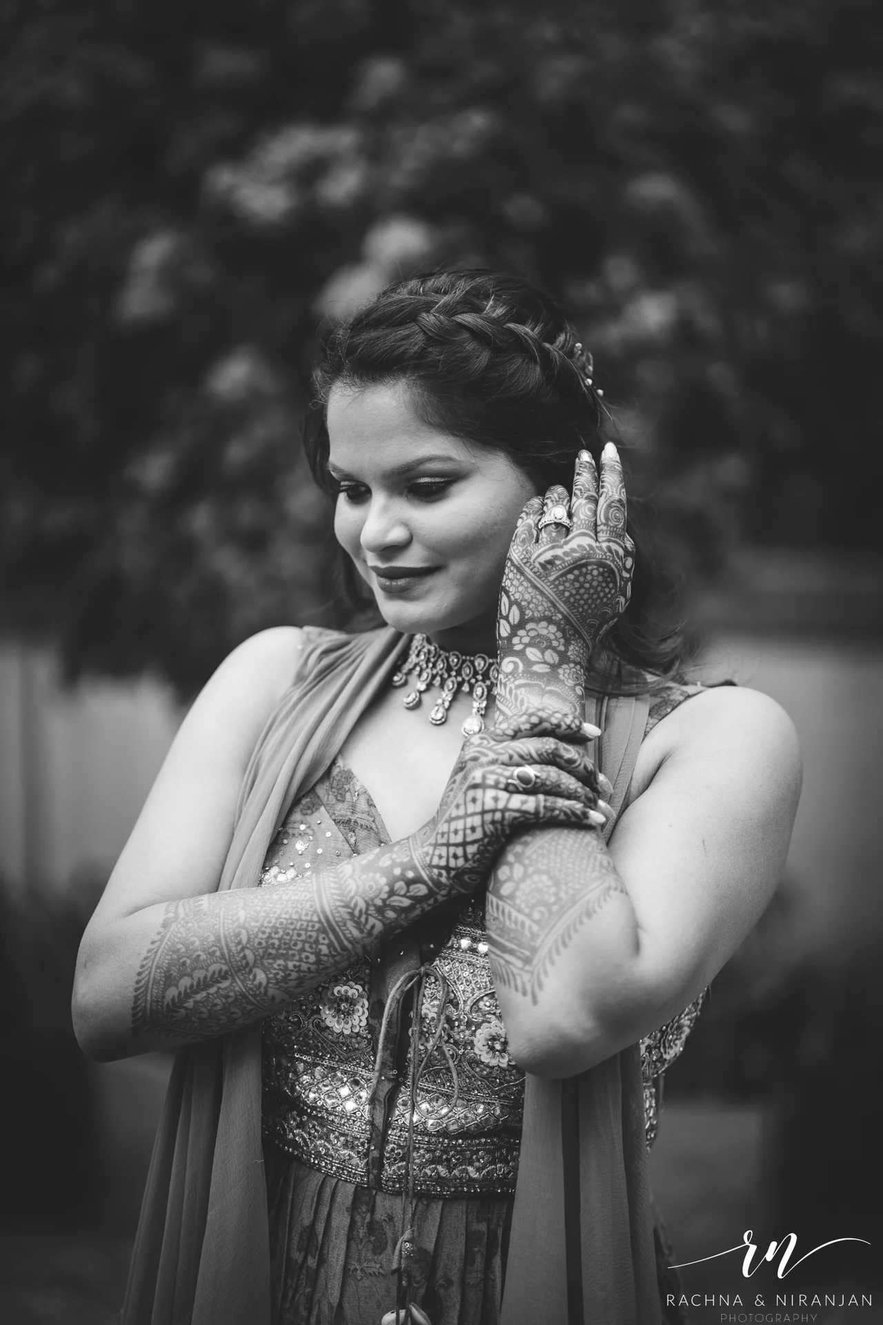 Stunning bridal portrait of Pratiksha in traditional Bihari wedding attire at Amanora The Fern, Pune – captured by top wedding photographers in Pune