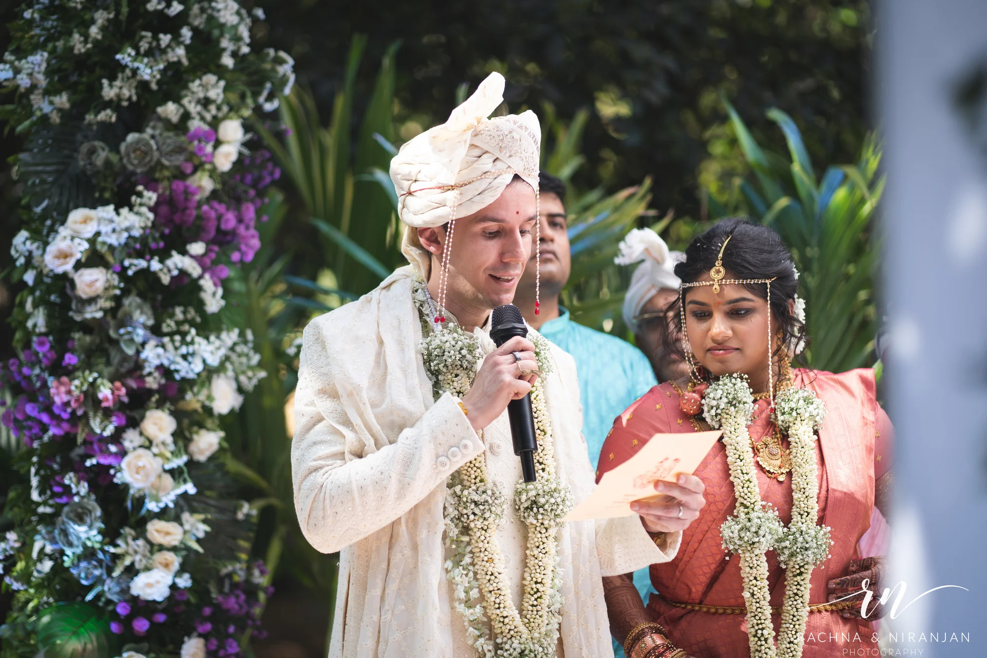 Candid Wedding Photographer in Pune