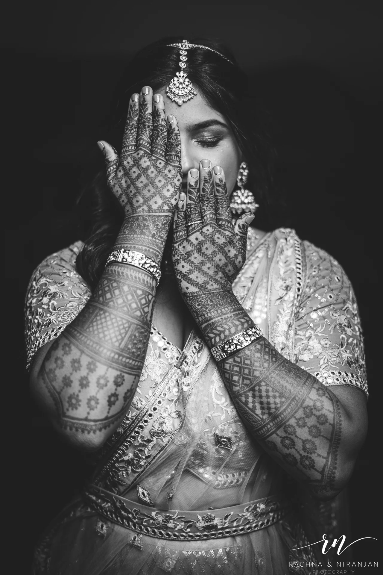 Bride Sunanda’s Detailed Mehendi Design Captured Before Konkani Wedding Ceremony