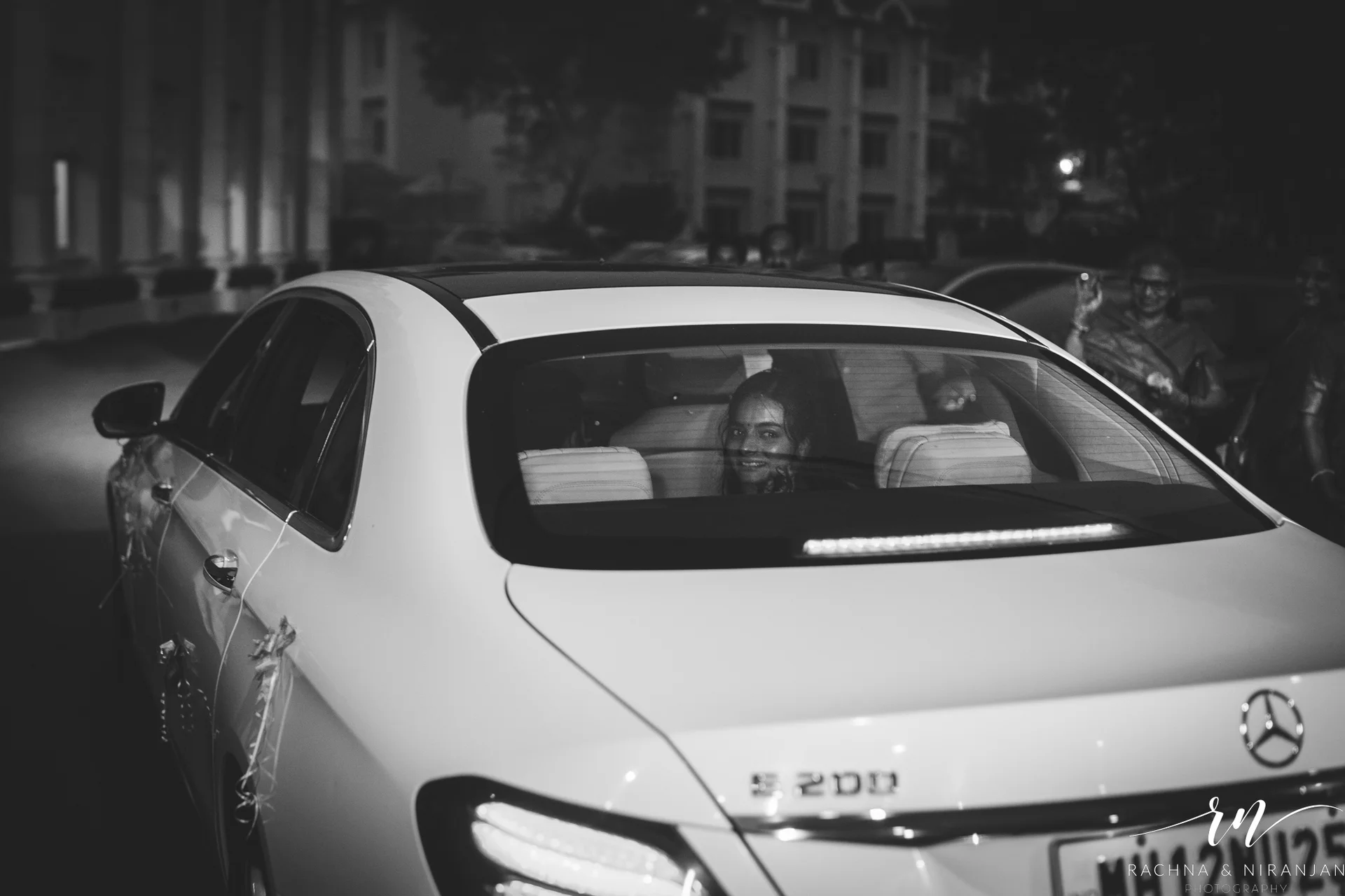 Grand Maharashtrian Wedding Entry Under a Floral Chadar at Taj Gateway, Nashik