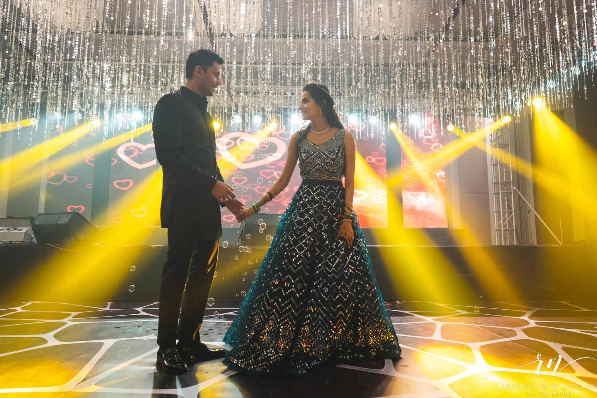 Bride Priyanka and Groom Abhi’s First Dance at Their Wedding Reception at Taj Gateway, Nashik | Captured by Top Wedding Photographer in Pune