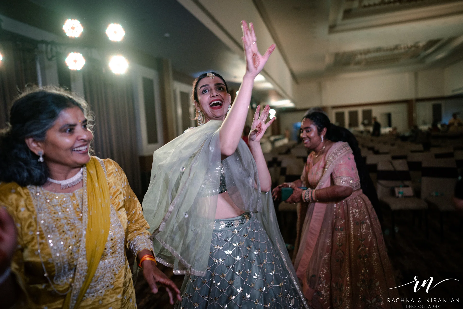 Guests Enjoying the Sangeet Evening at Srishti & Shiva’s UP–Tamil Wedding | Wedding Cinematographer