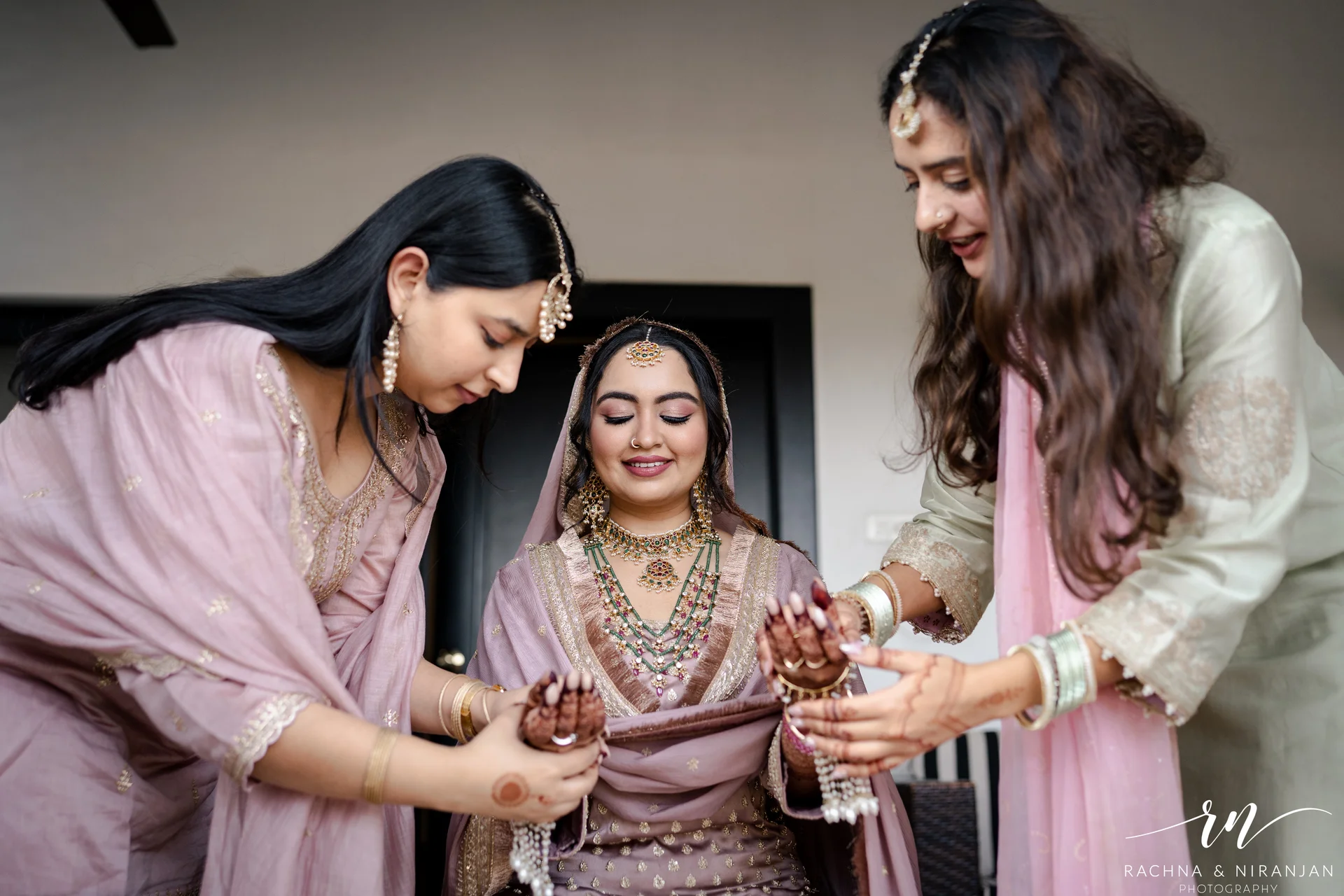 Gurudwara wedding bride photography