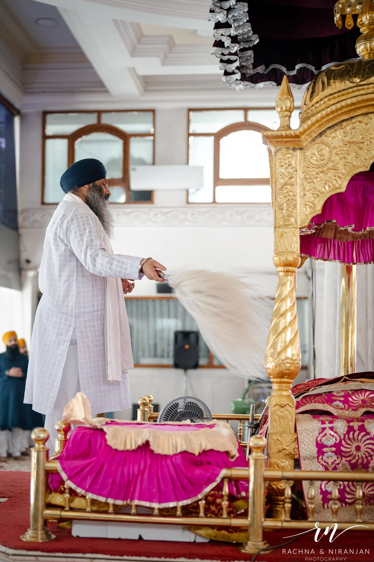 Sikh wedding photography at Gurudwara in Pune